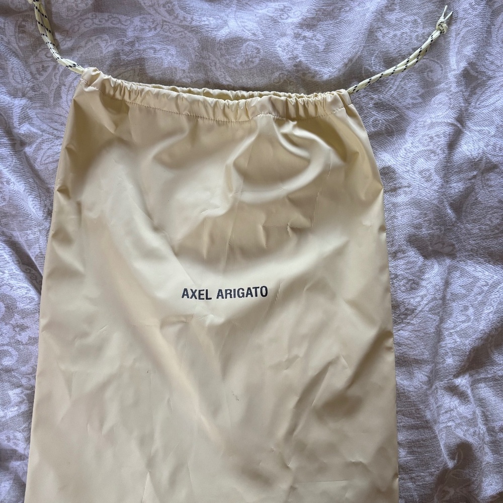 Axel Arigato dustbag